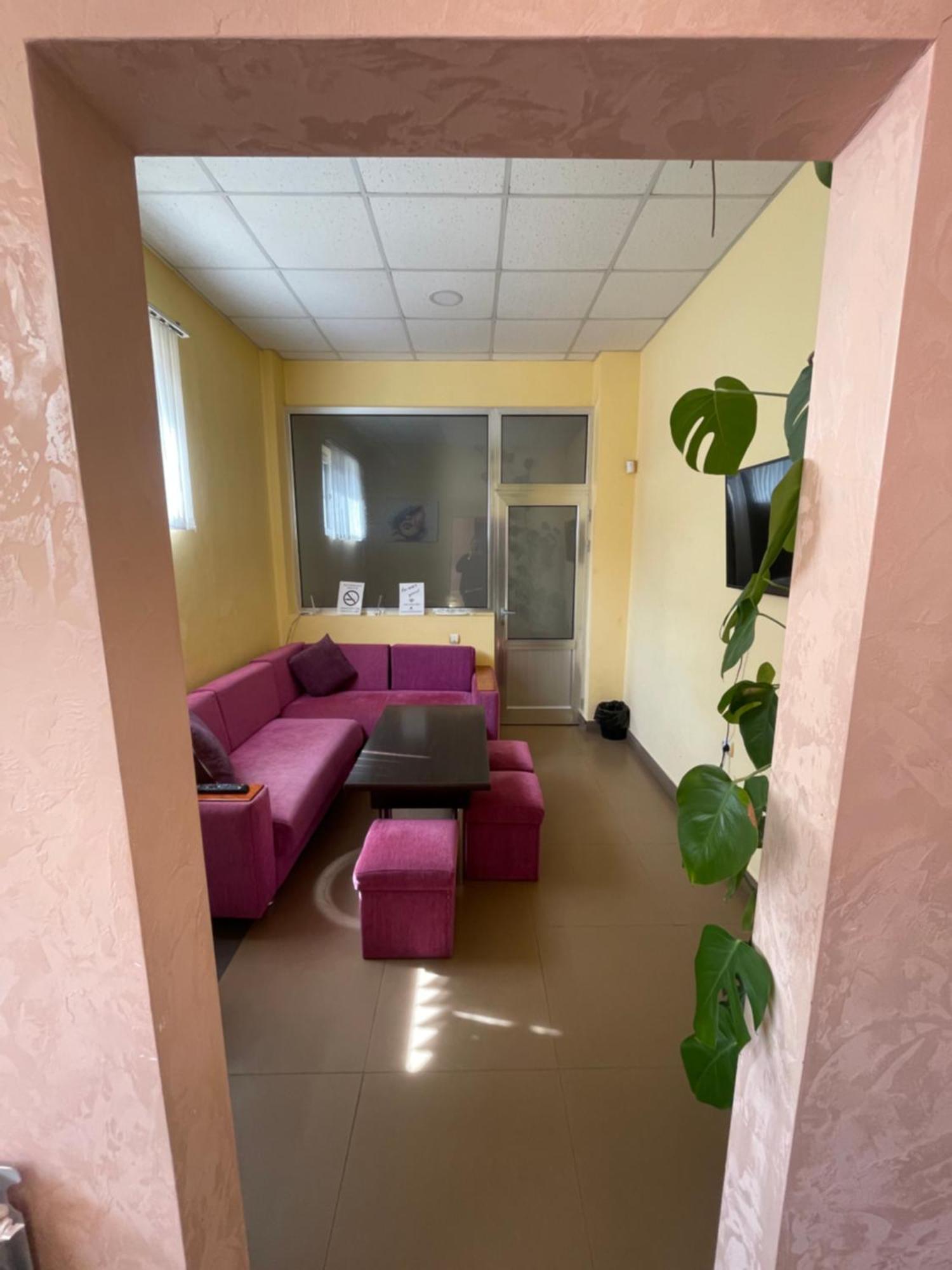 Downtown B&B Vanadzor Eksteriør bilde