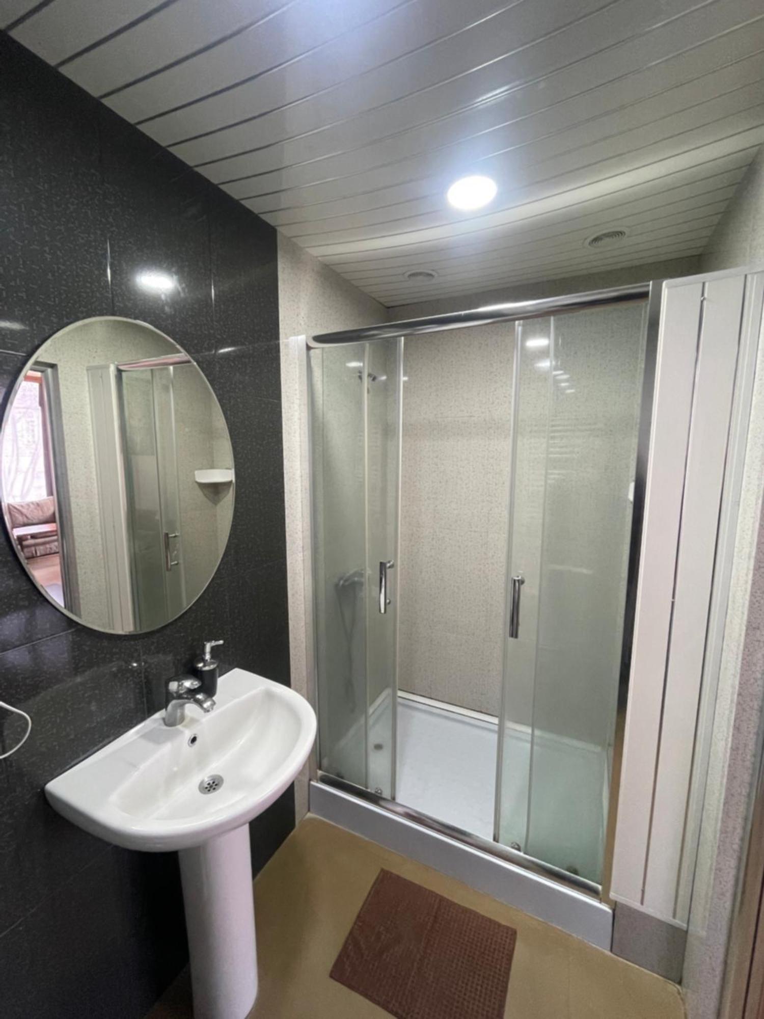 Downtown B&B Vanadzor Eksteriør bilde