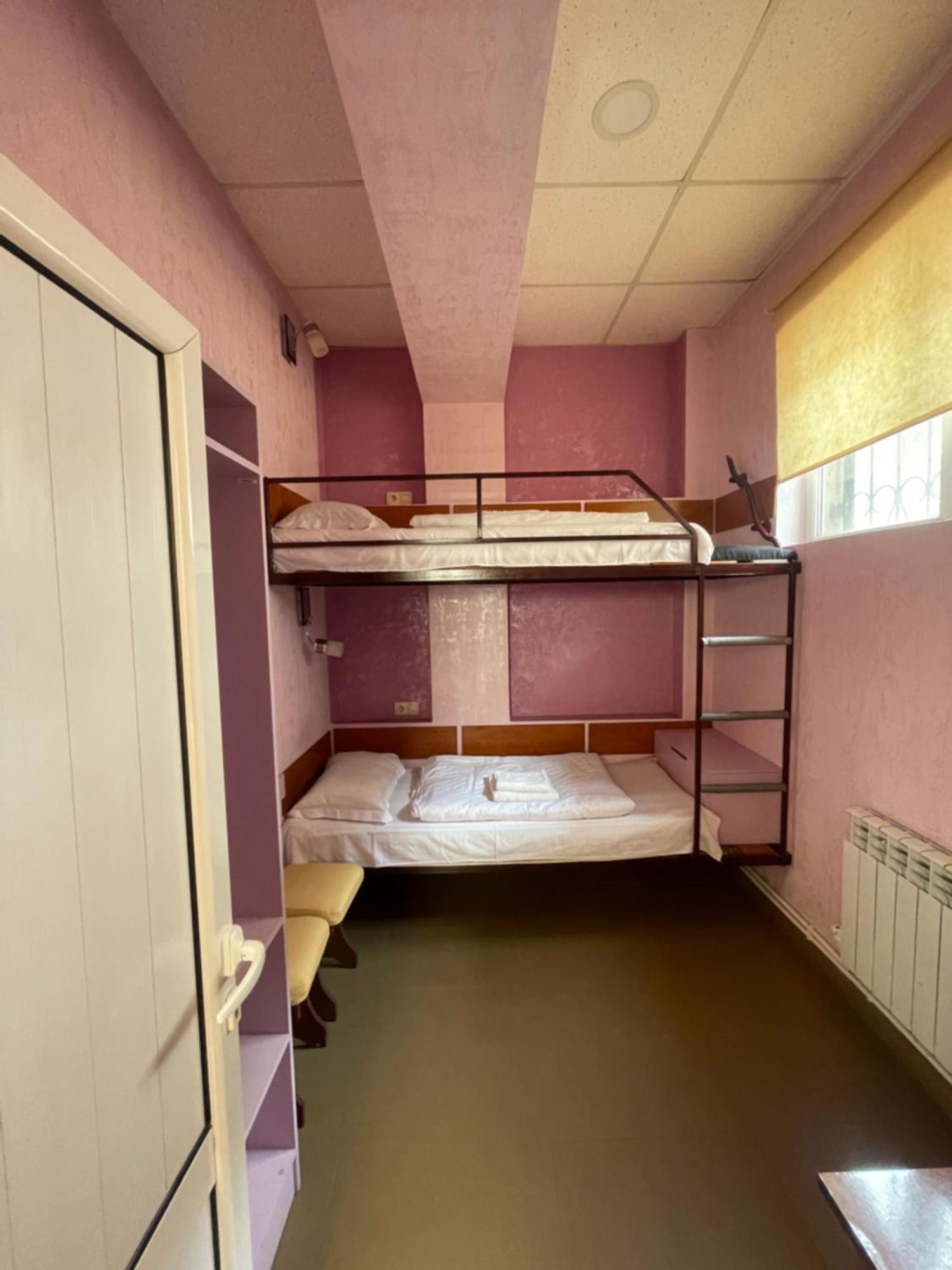 Downtown B&B Vanadzor Eksteriør bilde