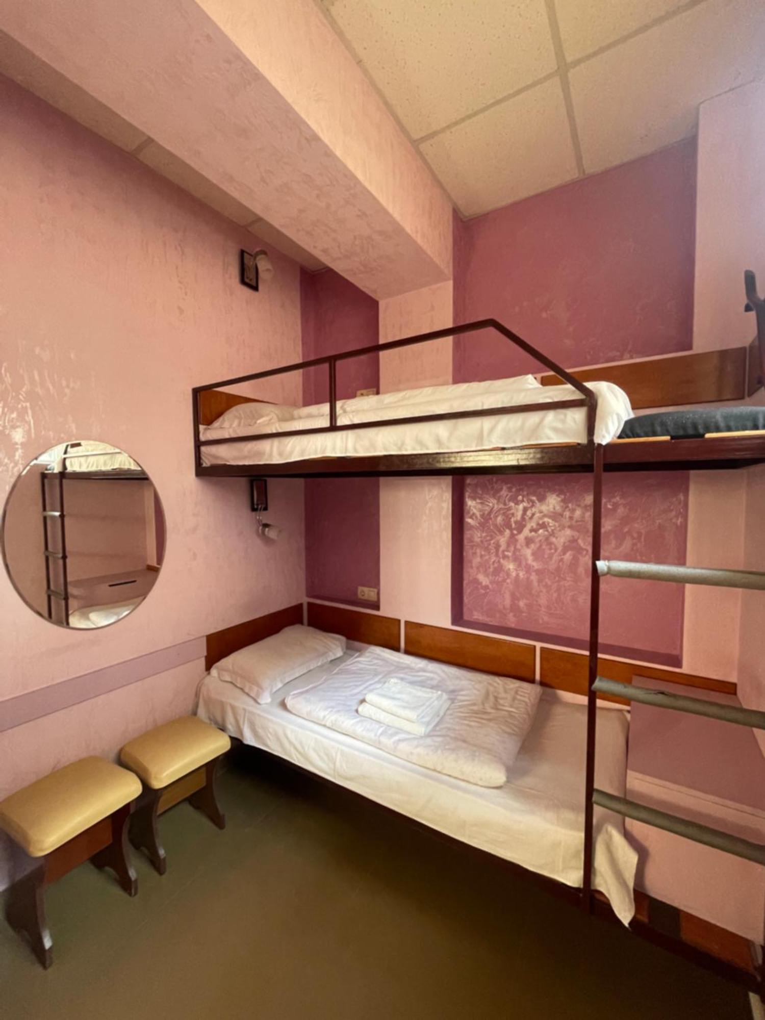 Downtown B&B Vanadzor Eksteriør bilde