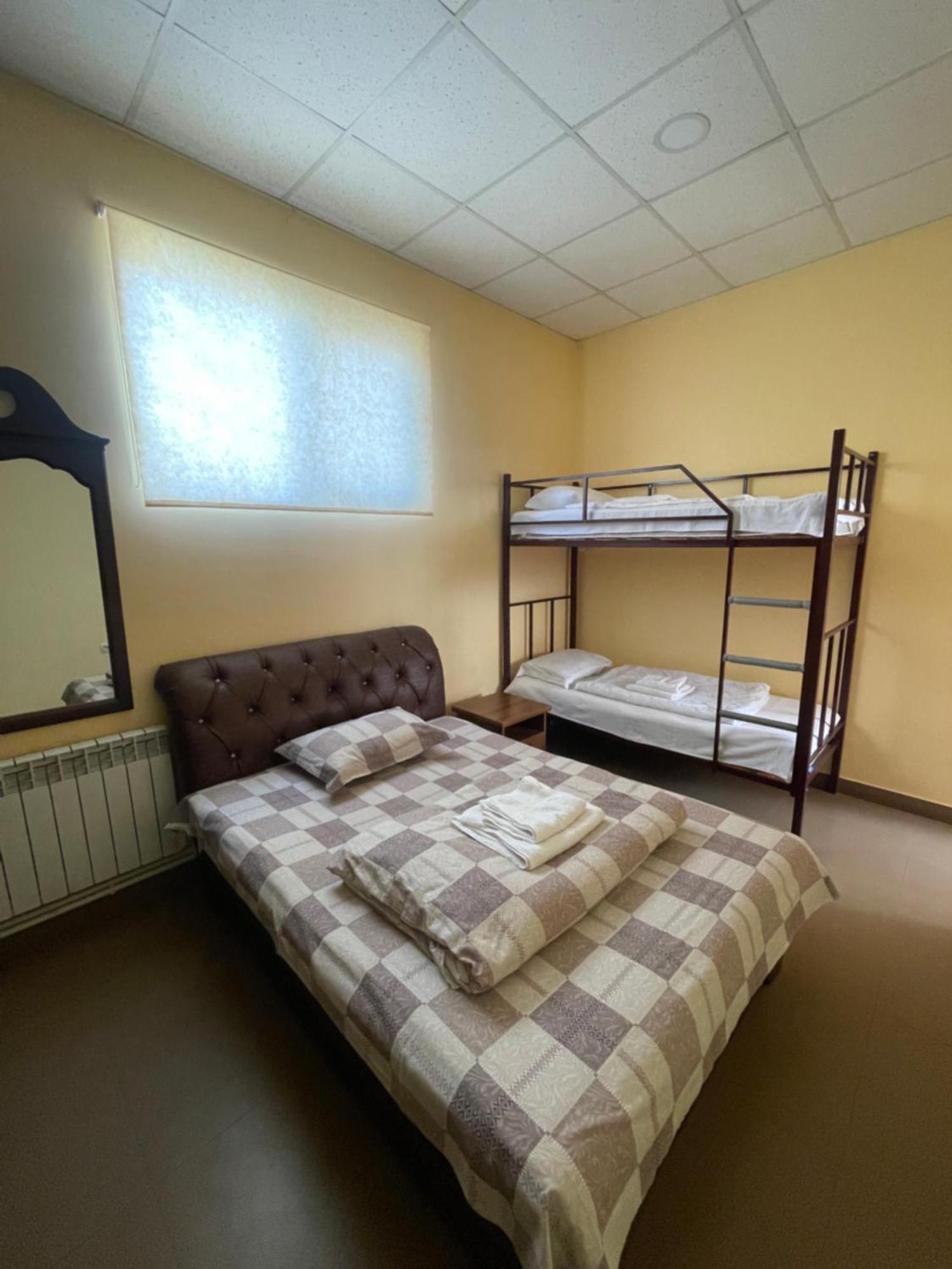 Downtown B&B Vanadzor Eksteriør bilde