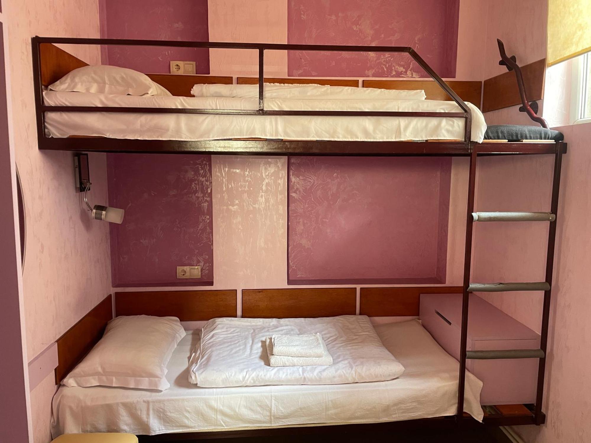 Downtown B&B Vanadzor Eksteriør bilde