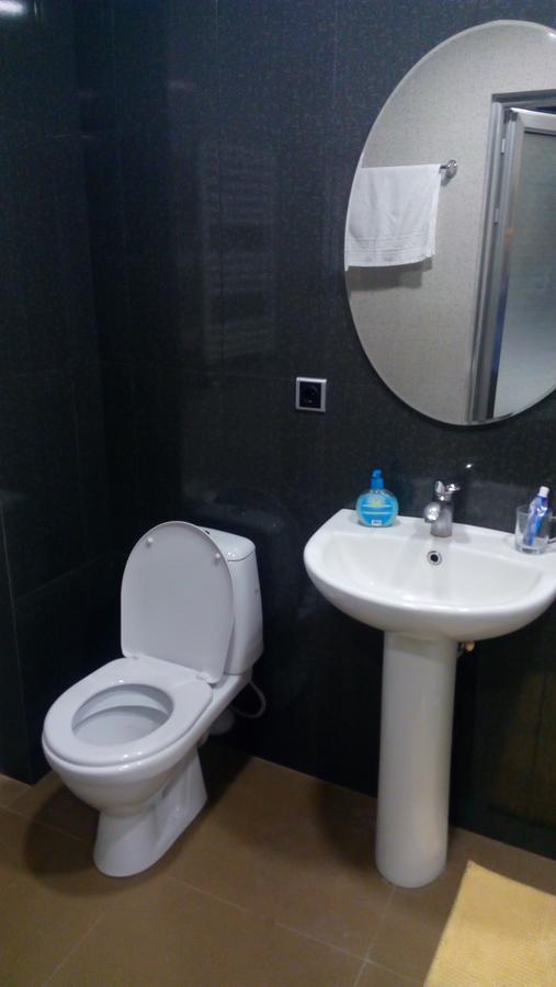 Downtown B&B Vanadzor Eksteriør bilde