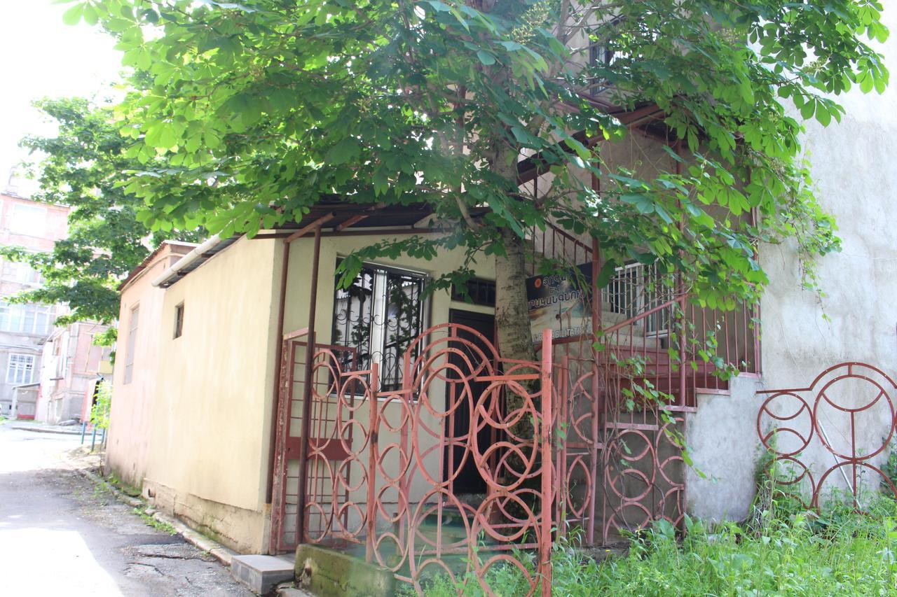 Downtown B&B Vanadzor Eksteriør bilde